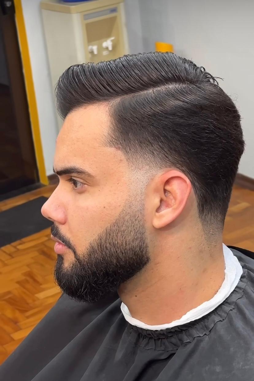 Corte social na máquina